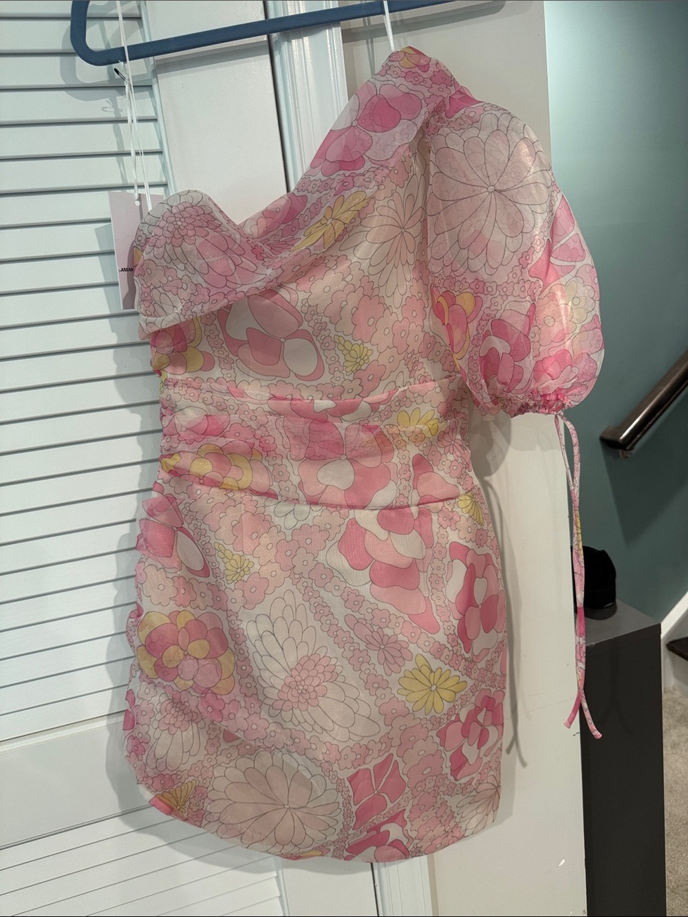 Amanda Uprichard Manuela Pink Floral One-Shoulder Puff-Sleeve Dress in Partridge